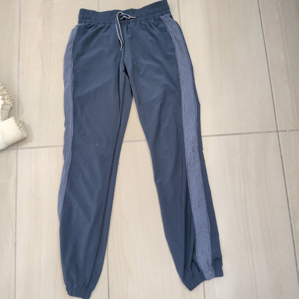 Lululemon workout pants